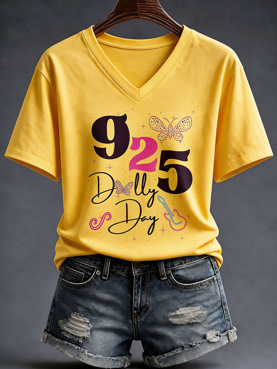 Women's Legendary female country singer T-Shirt